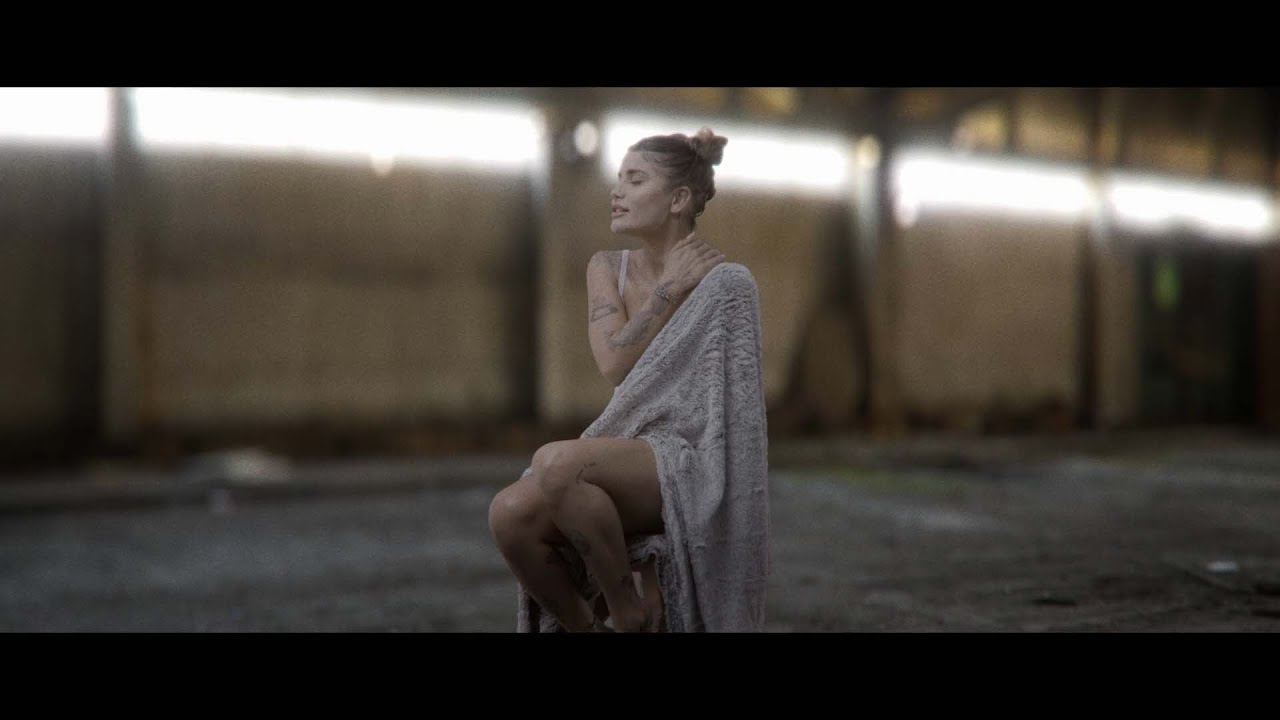 Martina La Peligrosa - Resucitar (Video Oficial)