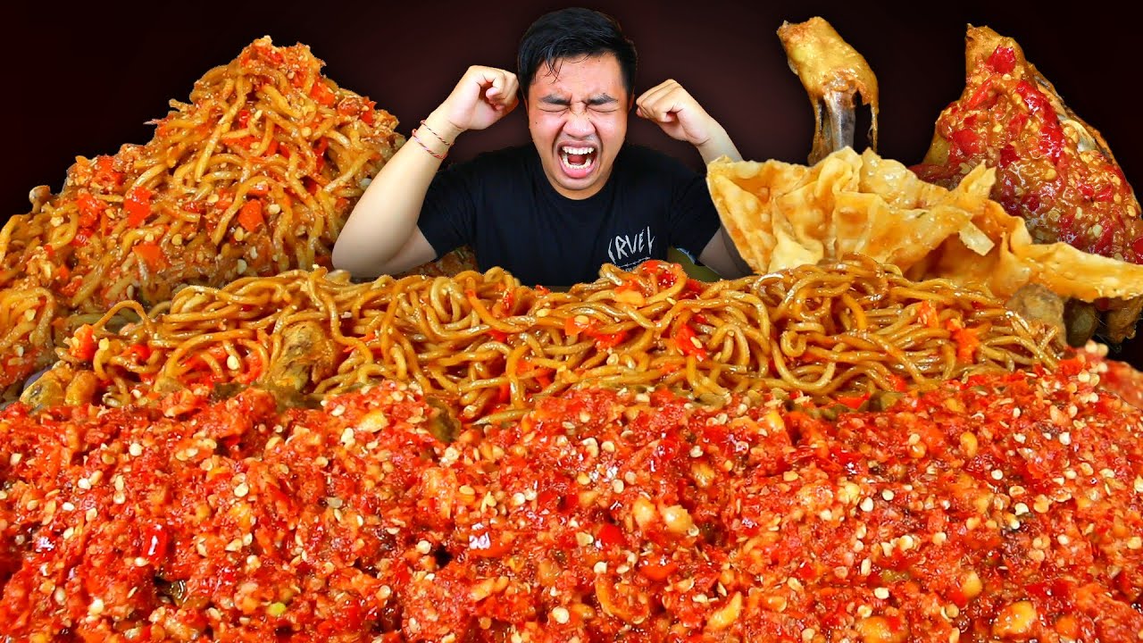 MUKBANG AYAM GEPUK PAK GEMBUS LEVEL 200 CABE + MIE GACOAN LEVEL 8 TERPEDAS