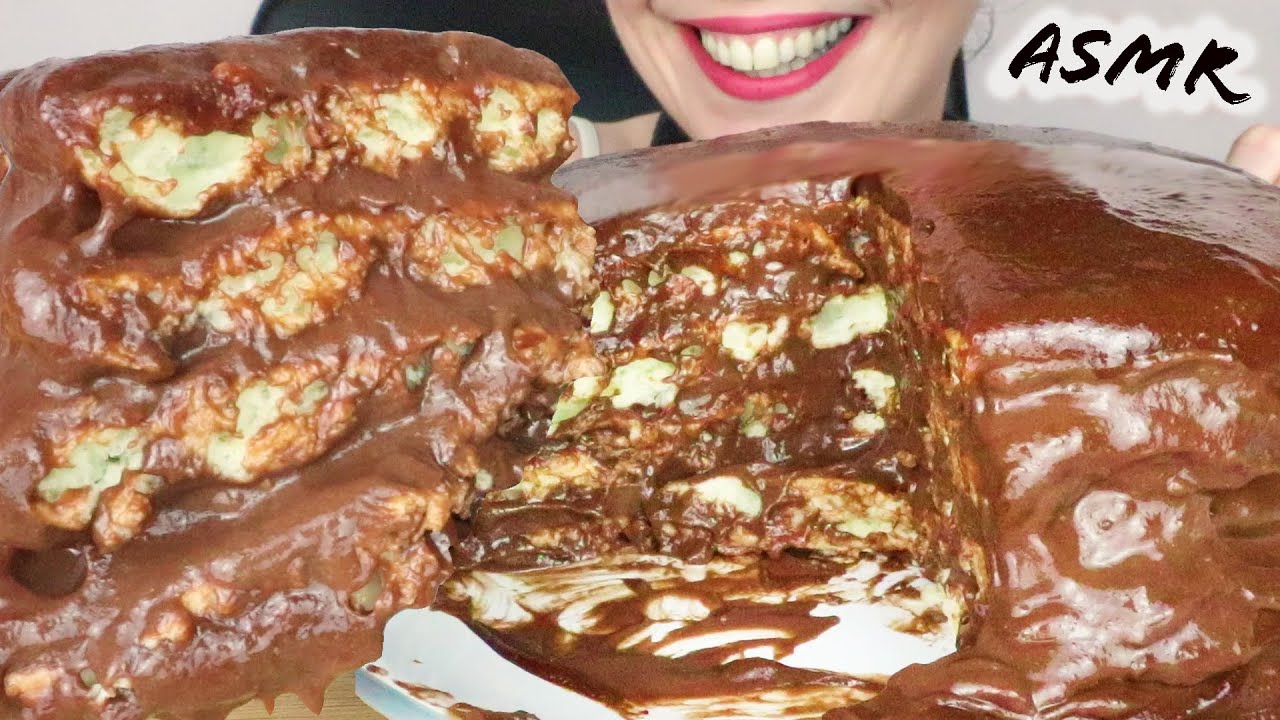 CHOCOLATE MOUSSE PITA BREAD CAKE 🎂 COATED WITH CHOCOLATE PUDDING | ASMR Mukbang | Eating Sounds