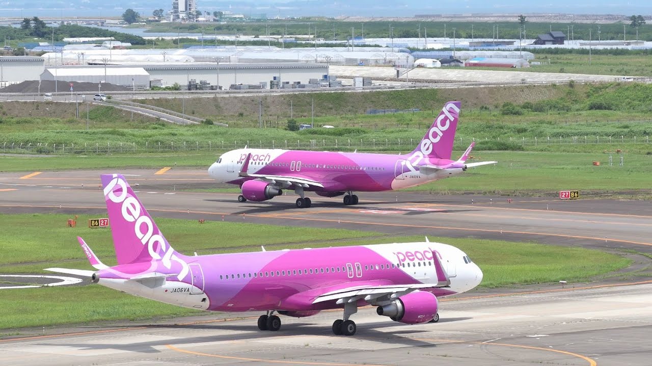 ピーチアビエーションの2機連続離陸＠仙台空港