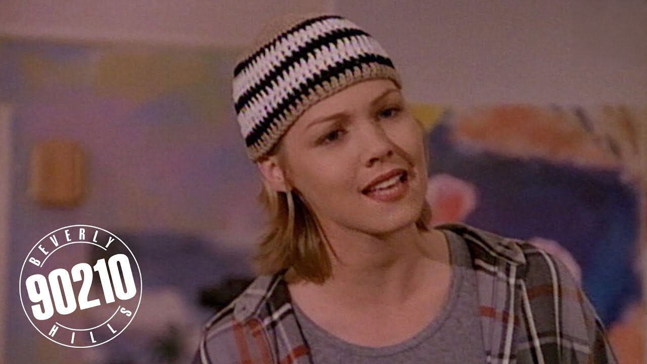 Kelly Taylor Gets Drunk!