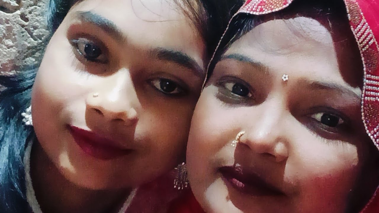 Urmila Patel is live हमारी लाइफ पर जोड़ी है भाइयों आप लोग सपोर्ट कीजिए हम भी एक गरीब परिवार