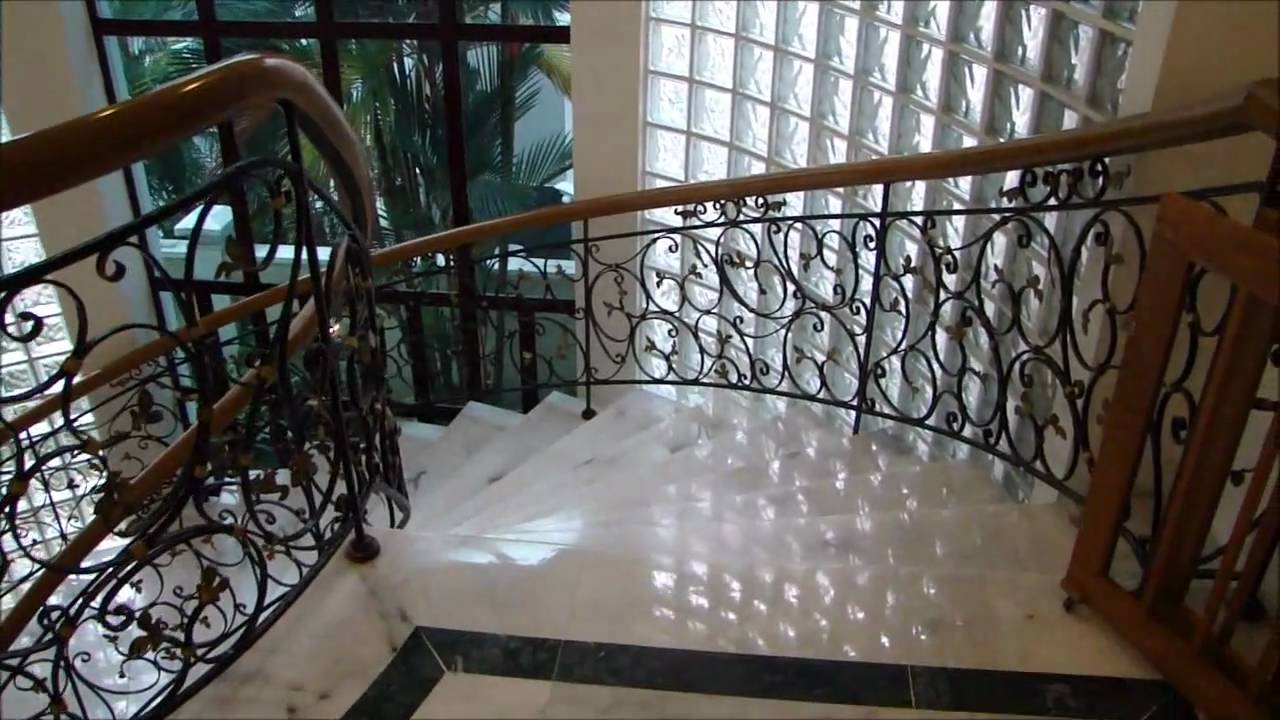 East Meets West Design Bungalow in Ampang Utama by Ray Mak
