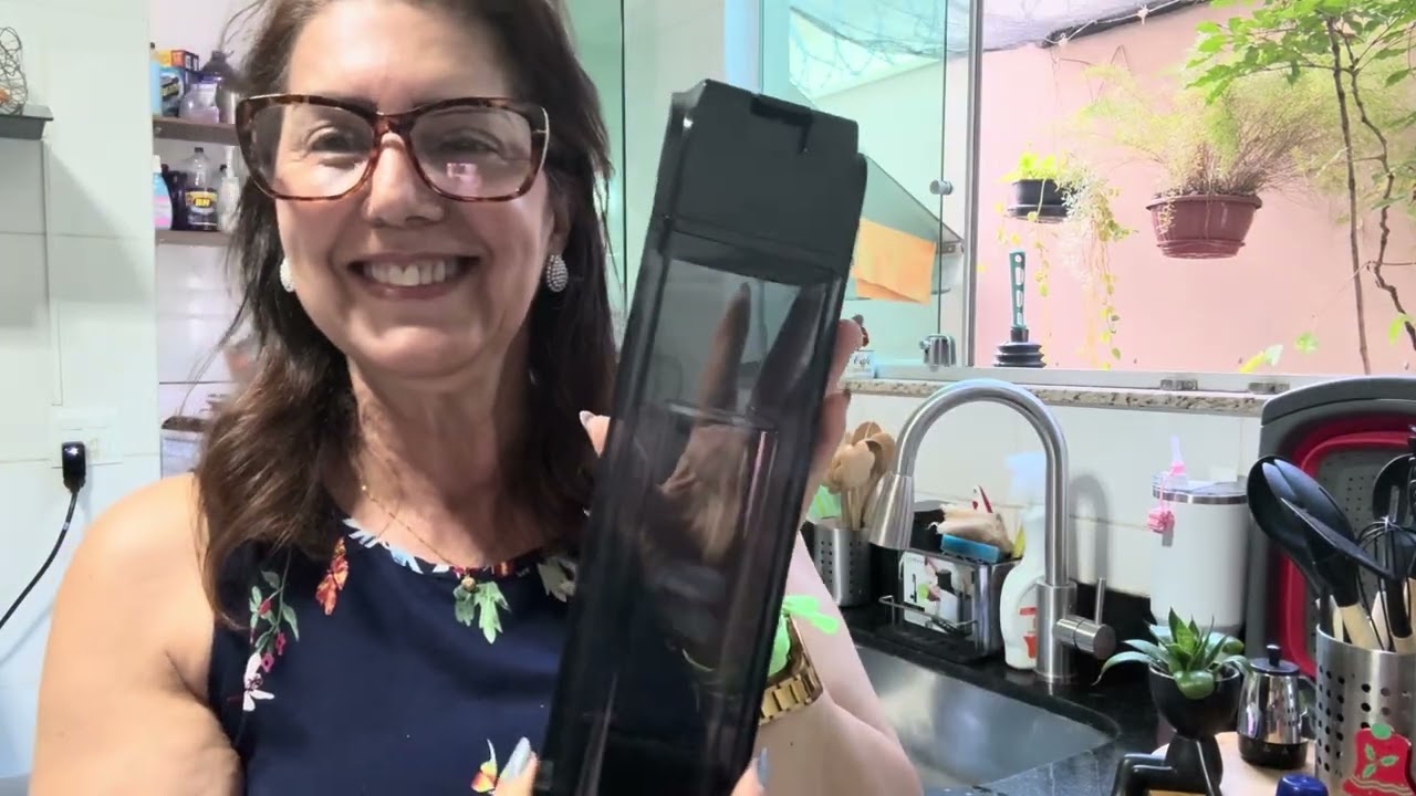 Boa tarde Vlog! Ganhei uma nova ajudadora+ bolo da tarde....🌺💦