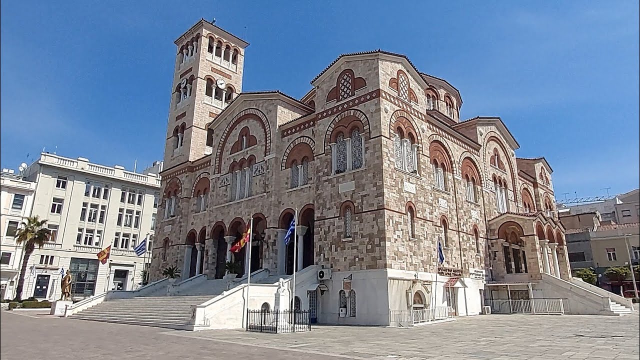 Walking in Downtown Piraeus | Greece