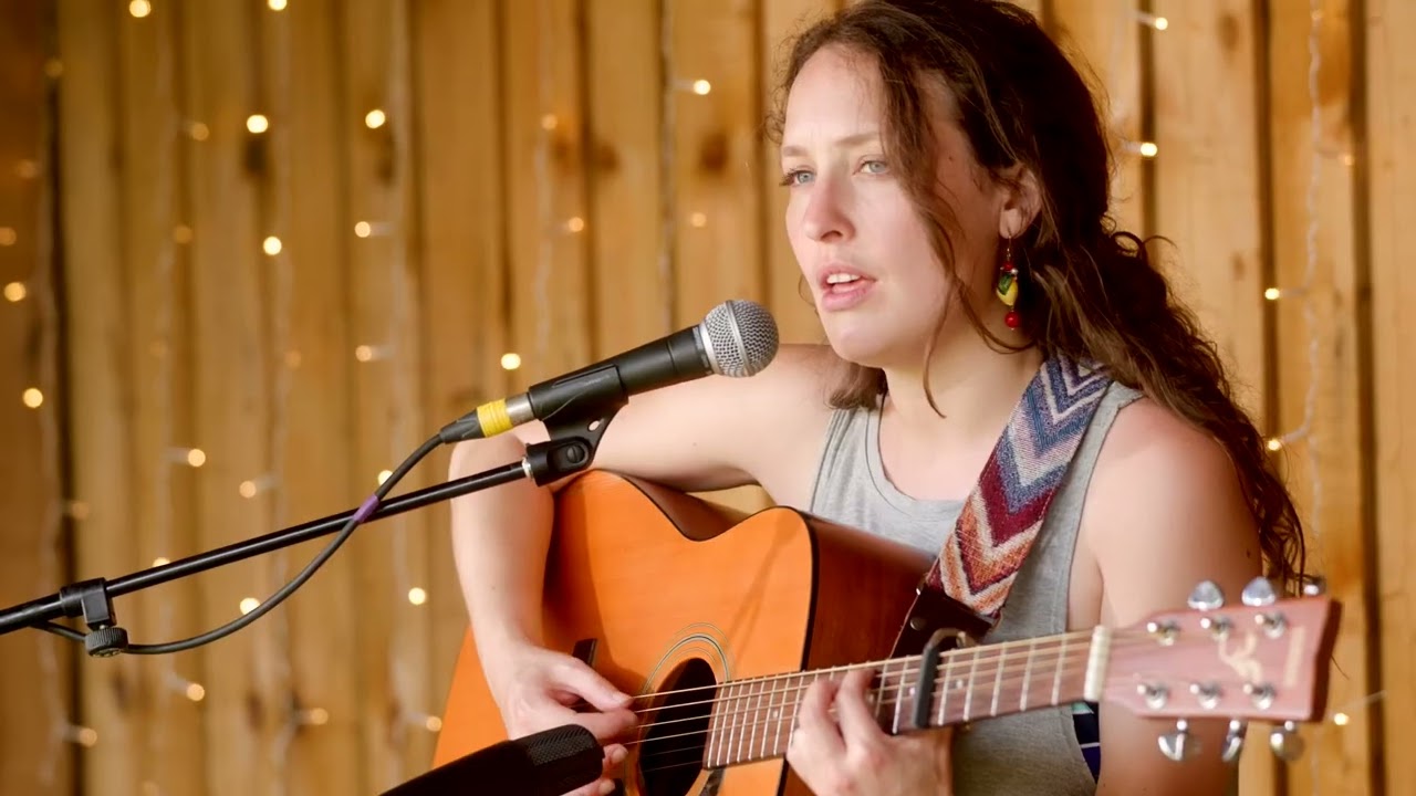 Izzie Yardley ‘All We Have’ - Live at Black Deer Festival 2022