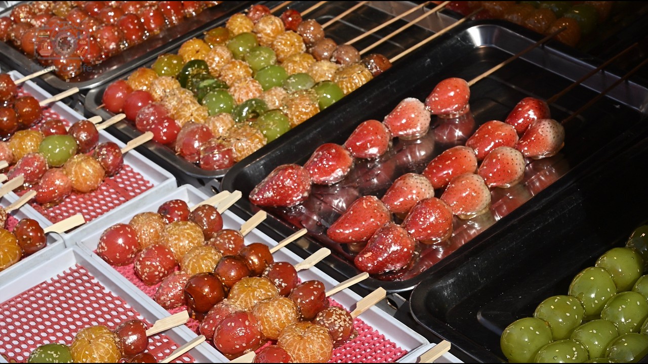 What can you find at a Chinese New Year market? #springfestival #chinesefood