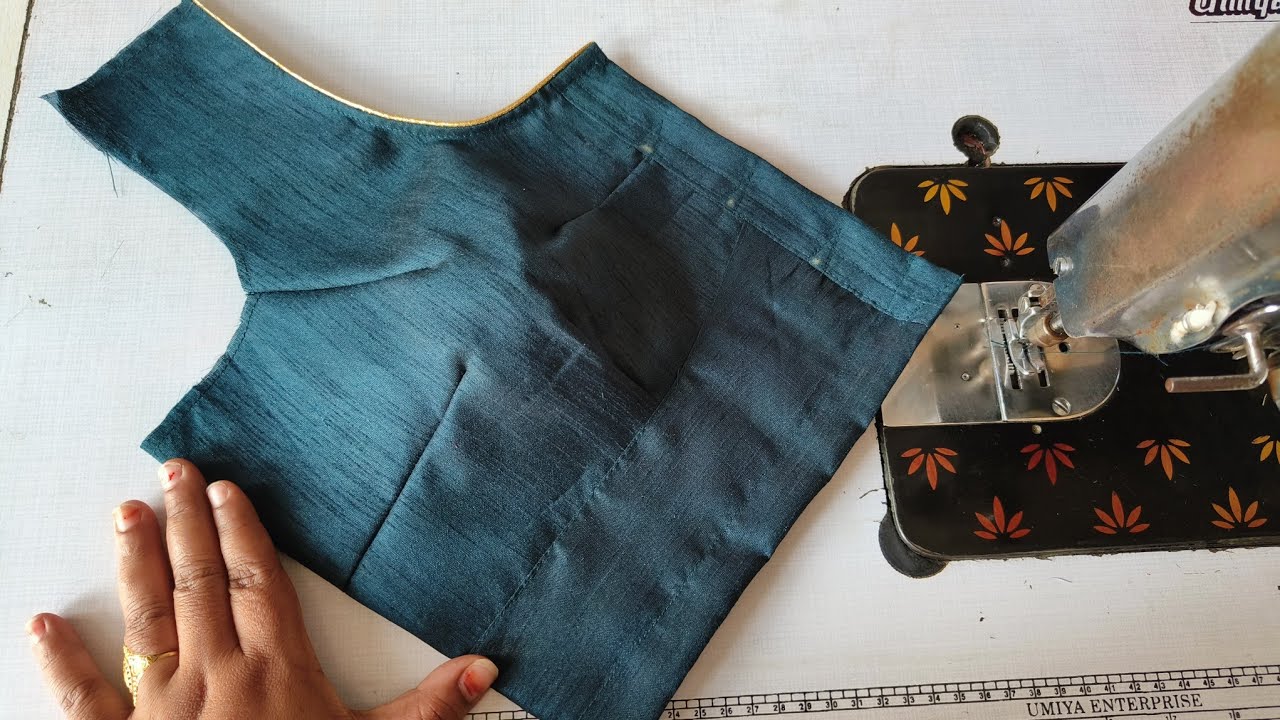 ब्लाउज कटिंग करने का सही तरीका || 38 Size 4 Tucks Blouse #maaltisewingtutorial
