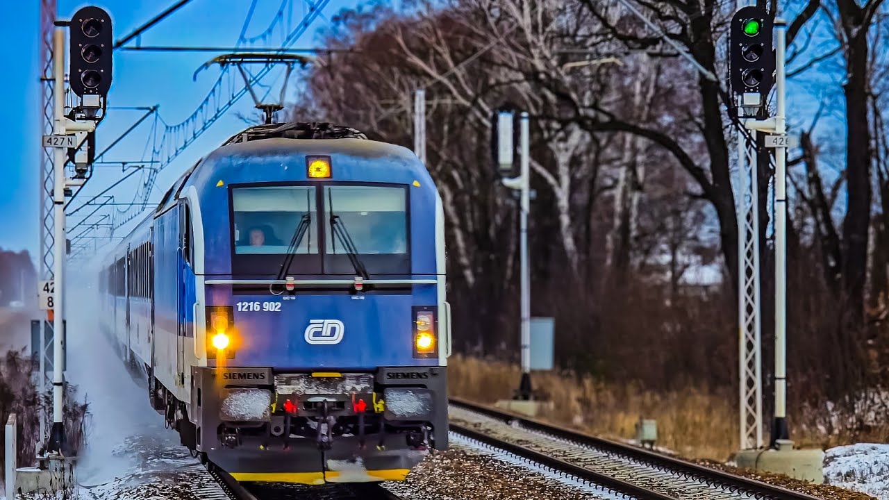 SIEMENS 1216 902 ⚪🔵 IC 207 PORTA MORAVICA🔹Kani&oacute;w🔹➡️ BOHUMIN 
