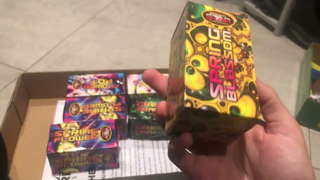 Guy Fawkes selection box by bright star fireworks #fireworkstash