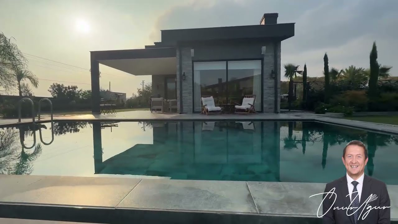 Urla, Kuş&ccedil;ular 1,7 D&ouml;n&uuml;m 5+1 Satılık Villa