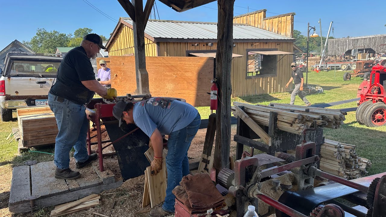 White Pine Logging and Thrashing Show ran by Todd 