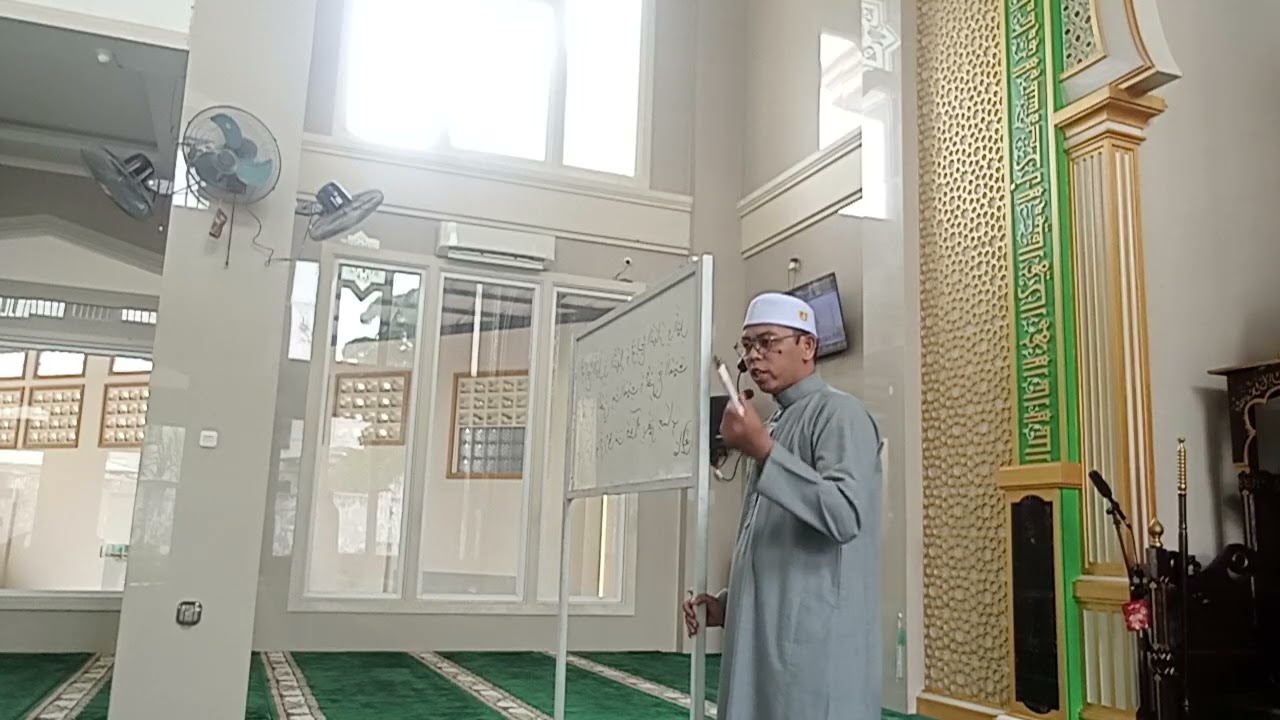 Mengajar ngaji ibu ibu majlis ta'lim cadas..