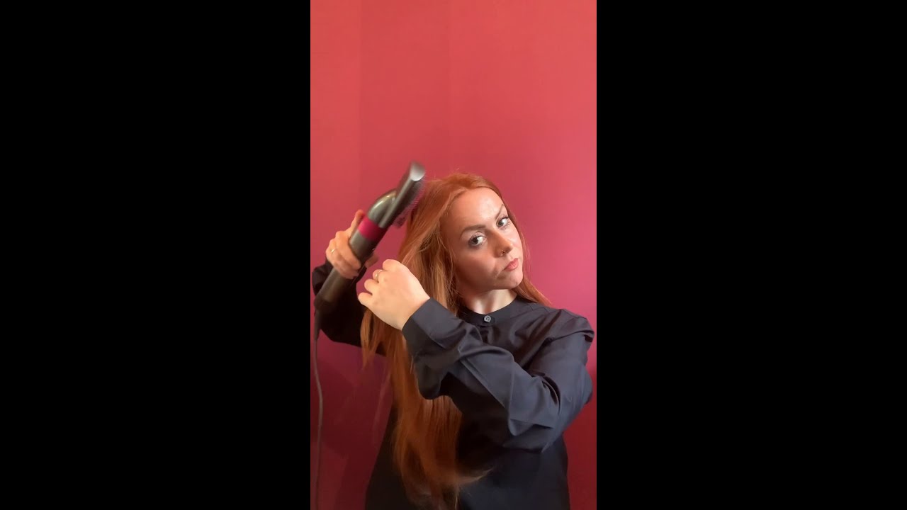 What's a quick and easy look I can create with my Dyson Airwrap&trade; styler?