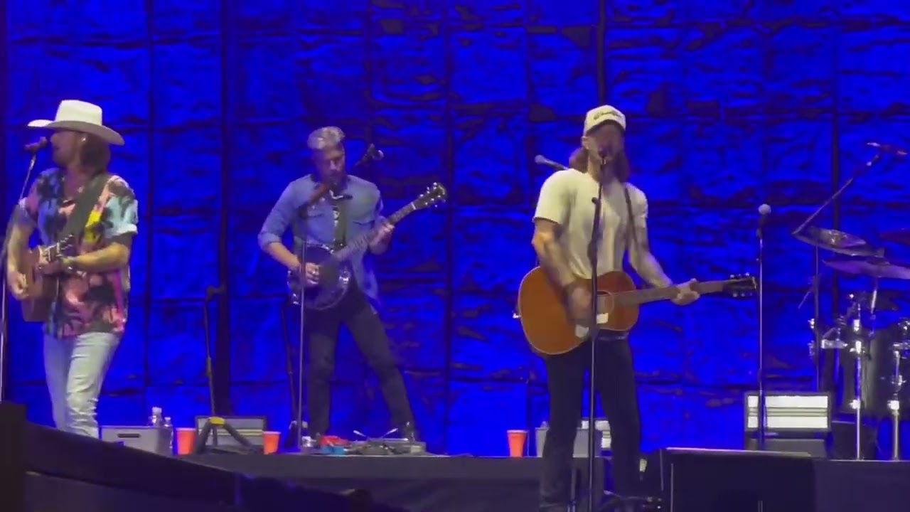 Florida Georgia Line second to last concert ever - “Simple” | Woodstock, Illinois