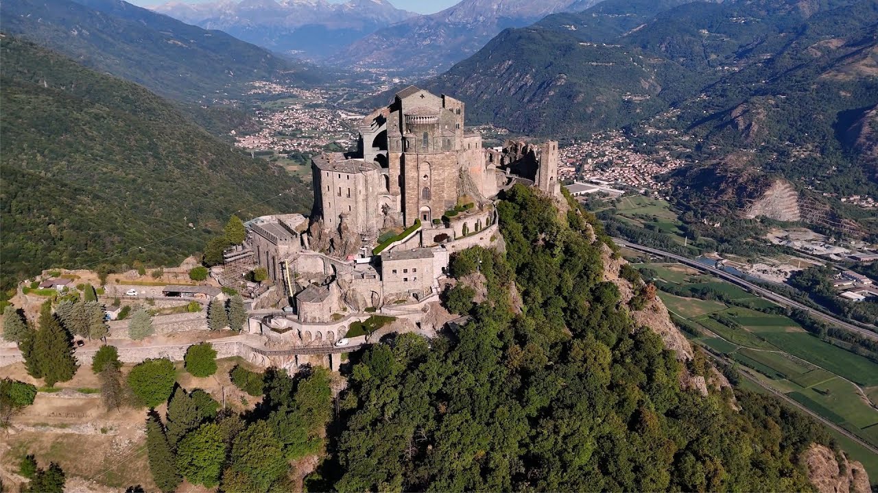 Sacra di San Michele in Val Susa. Monumento simbolo del Piemonte