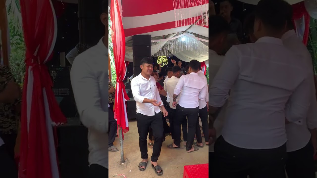 ngày 18 tháng 2, 2026