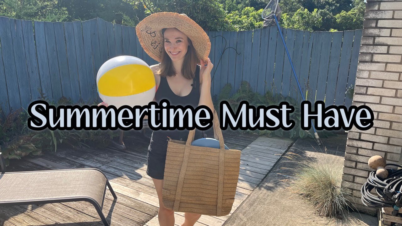 Amazon review: QIANAIWO boho straw beach tote with zipper 