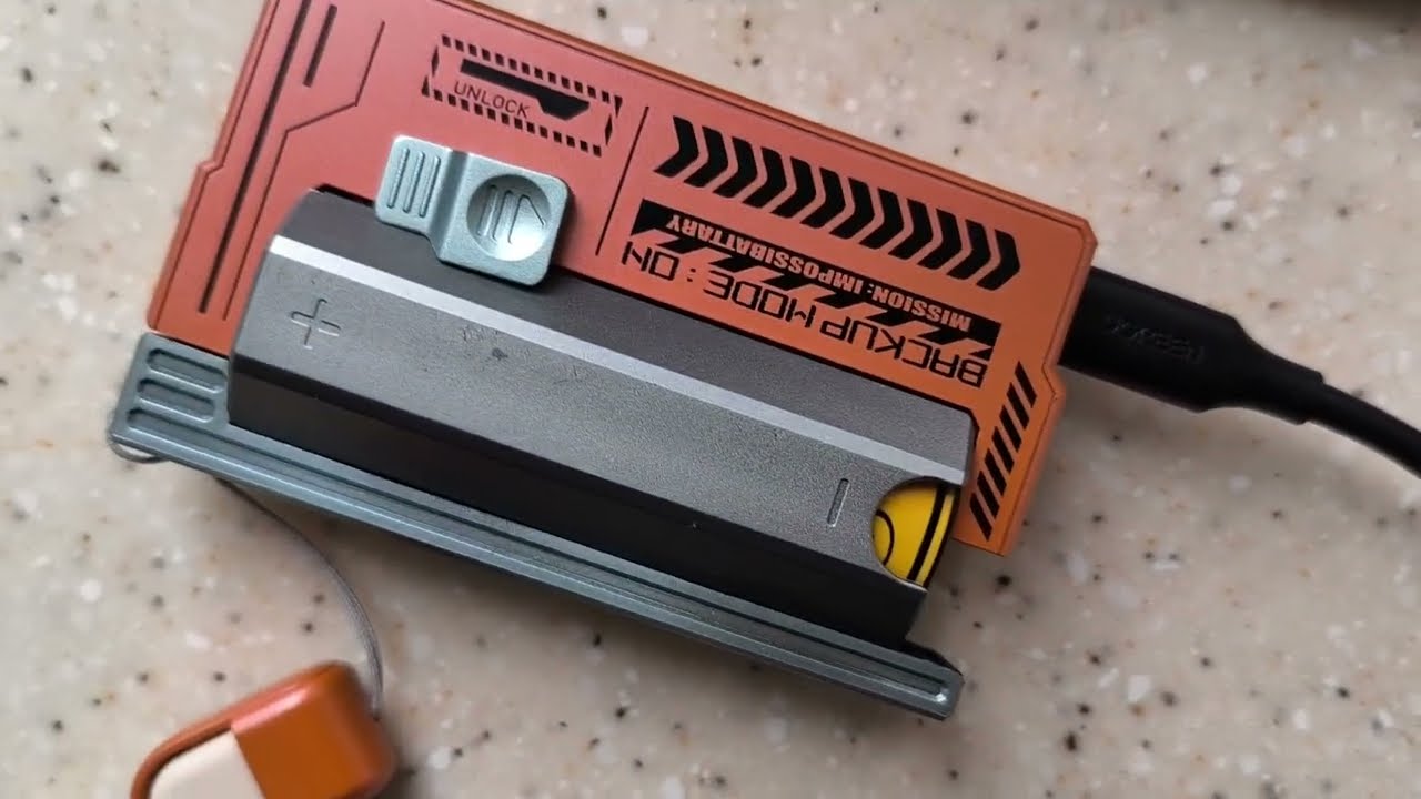 Review LiitoKala PB-L01 VS noname - charger/holder/powerbank