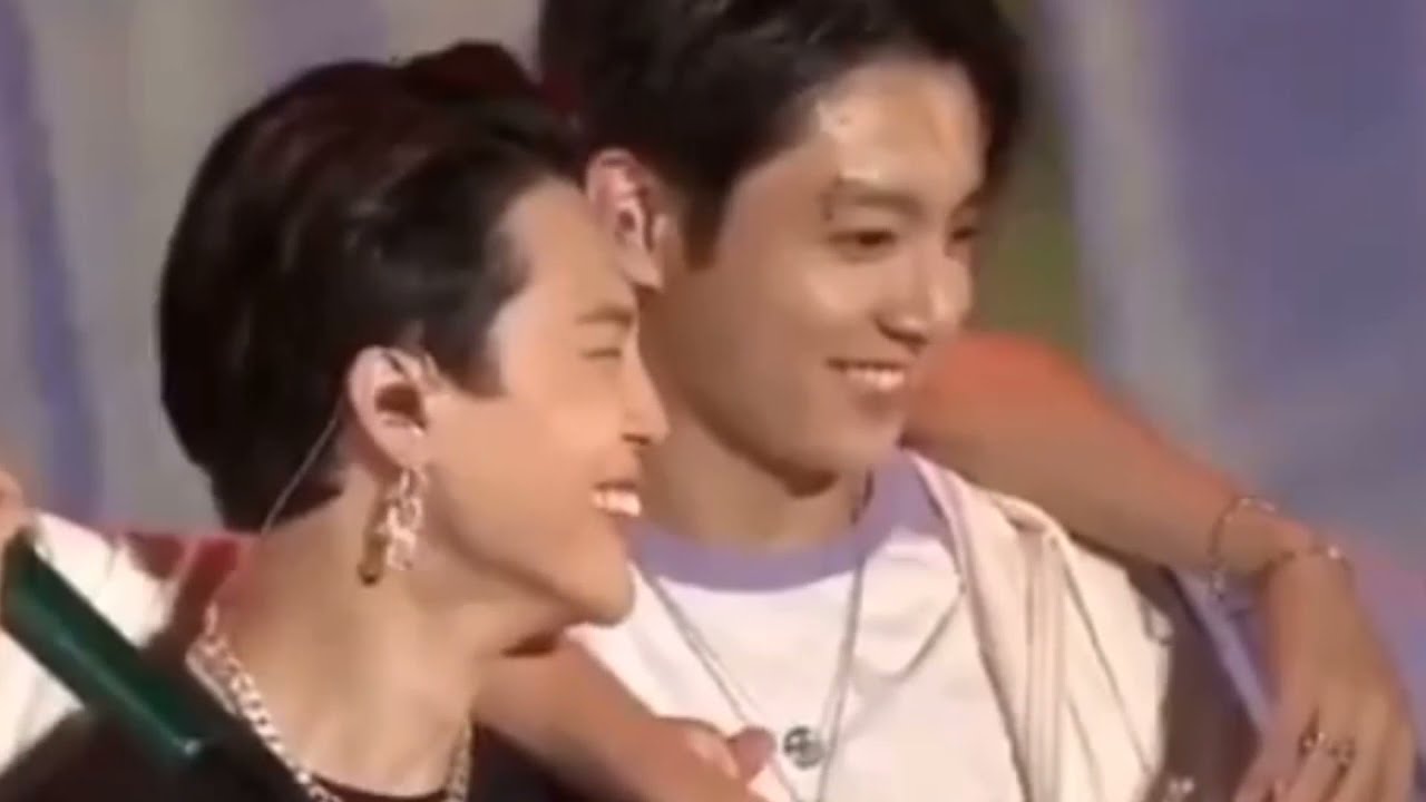 JIKOOK EN DESCONTROL😳JK hipnotizado por JM!!🔥SI LAS MIRADAS HABLARAN QUE NO DIRIAN😶