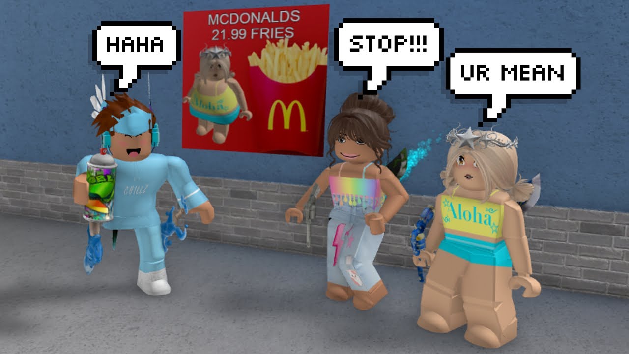 SPRAY PAINTING Funny ADS of TOXIC TEAMERS In MM2...