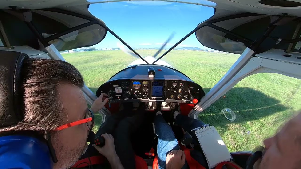 Instruction ULM, 25è leçon :  tours de piste (1080p flat)