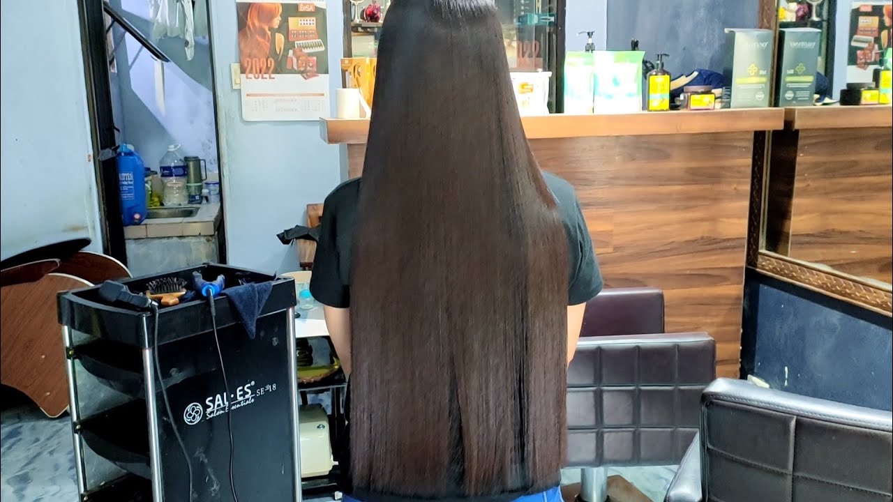 #34  Long Shiny Hair Forward HairWash November 21, 2022