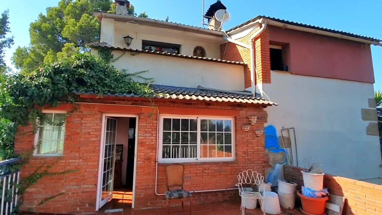 Encontr&eacute; MUCHO DINERO en CASA ABANDONADA INTACTA - LLENA de RECUERDOS | Lugares Abandonados y URBEX