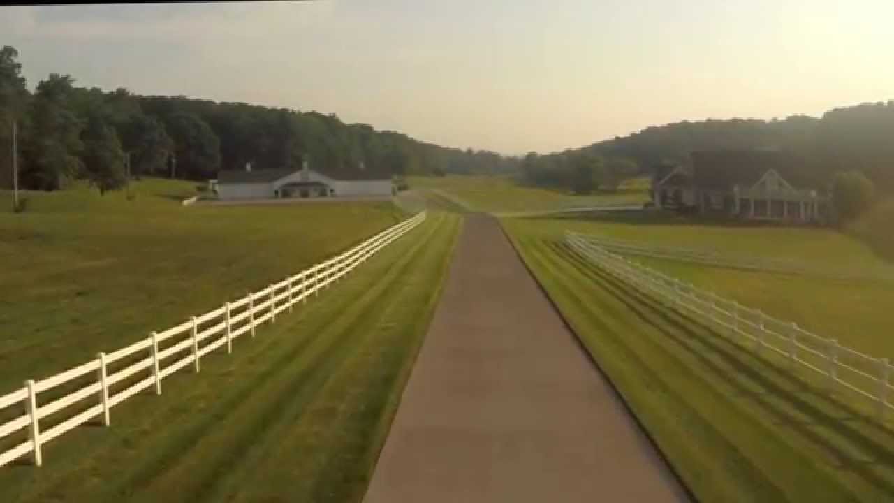 The Carriage House - Knoxville Wedding Venue