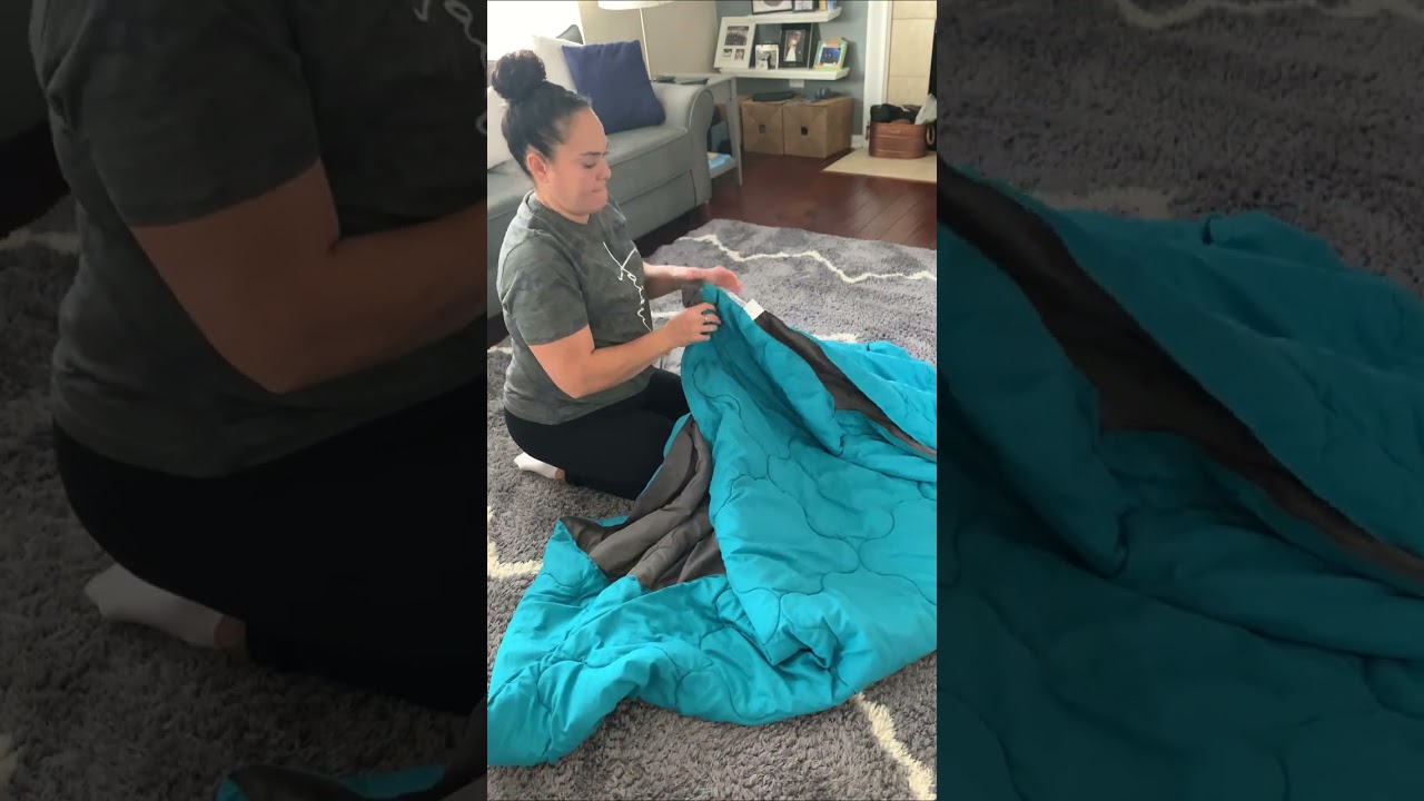 Два простых способа сложить одеяла в карман, чтобы сэкономить место