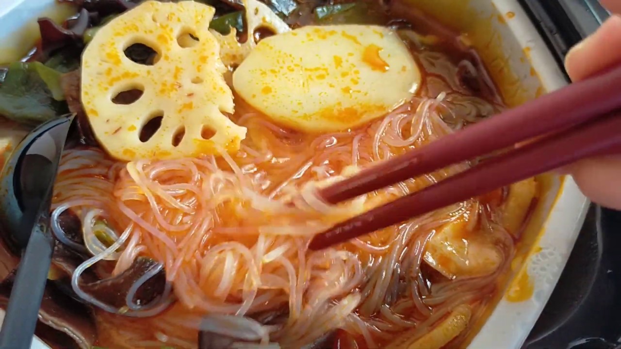SELF HEATING VEGETABLES HOT POT - TOMATO  FLAVOUR - HAIDILAO