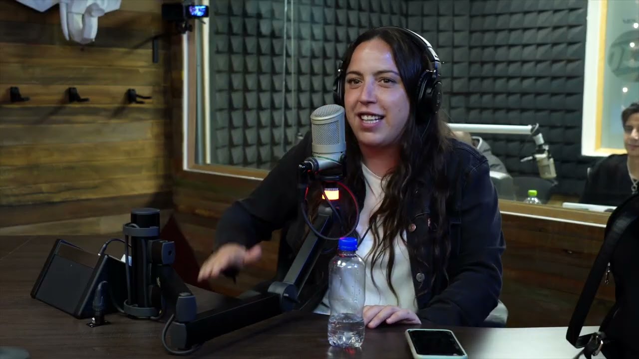 Isabel Fernández habla de los rumores con Ludwika Paleta 😱 en La Caminera