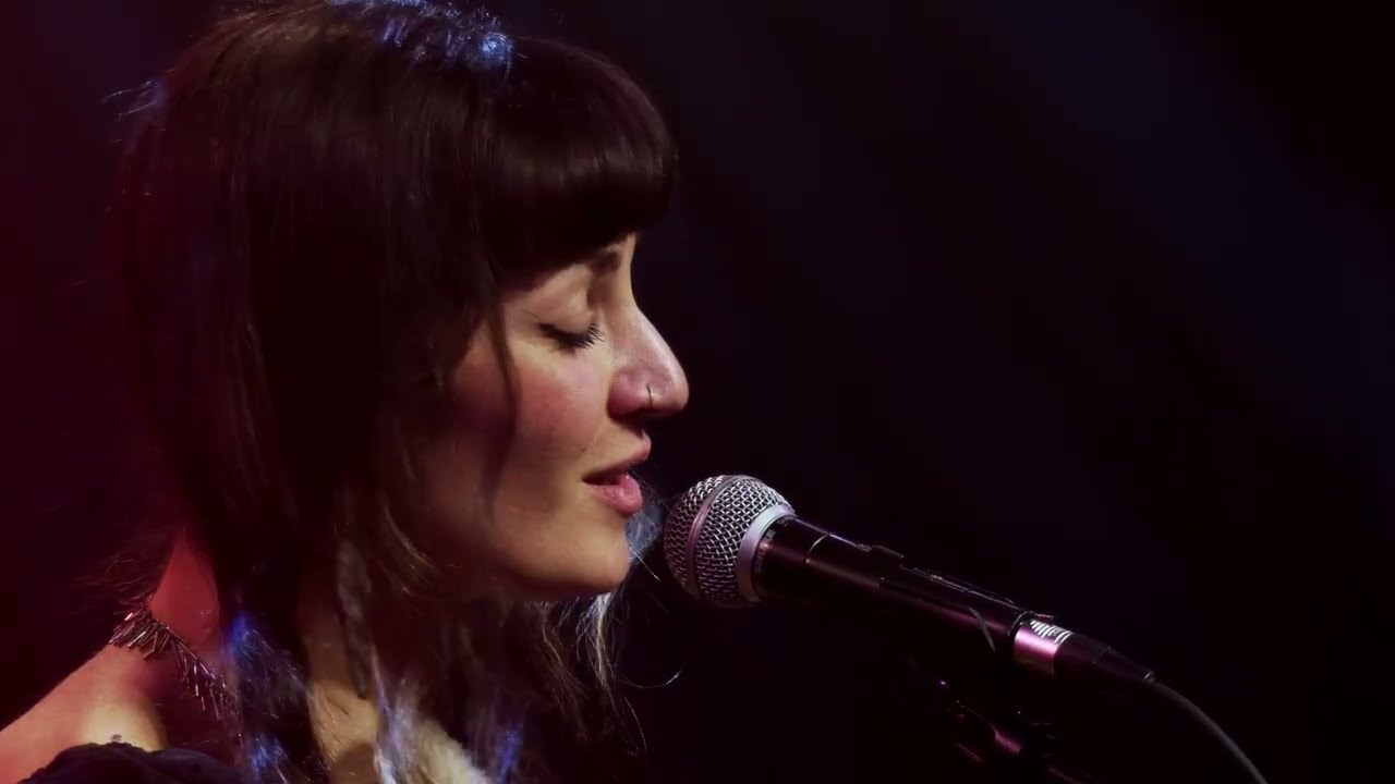 Caroline Joh - Nous sommes les étoiles (live session)
