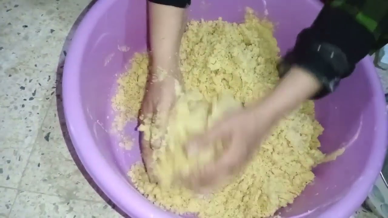 القرص المبسوسه الطريه الأصلية ريحه وطعم من الاخر يلا دفئ بيتك بريحة احلي قرص😋❤️
