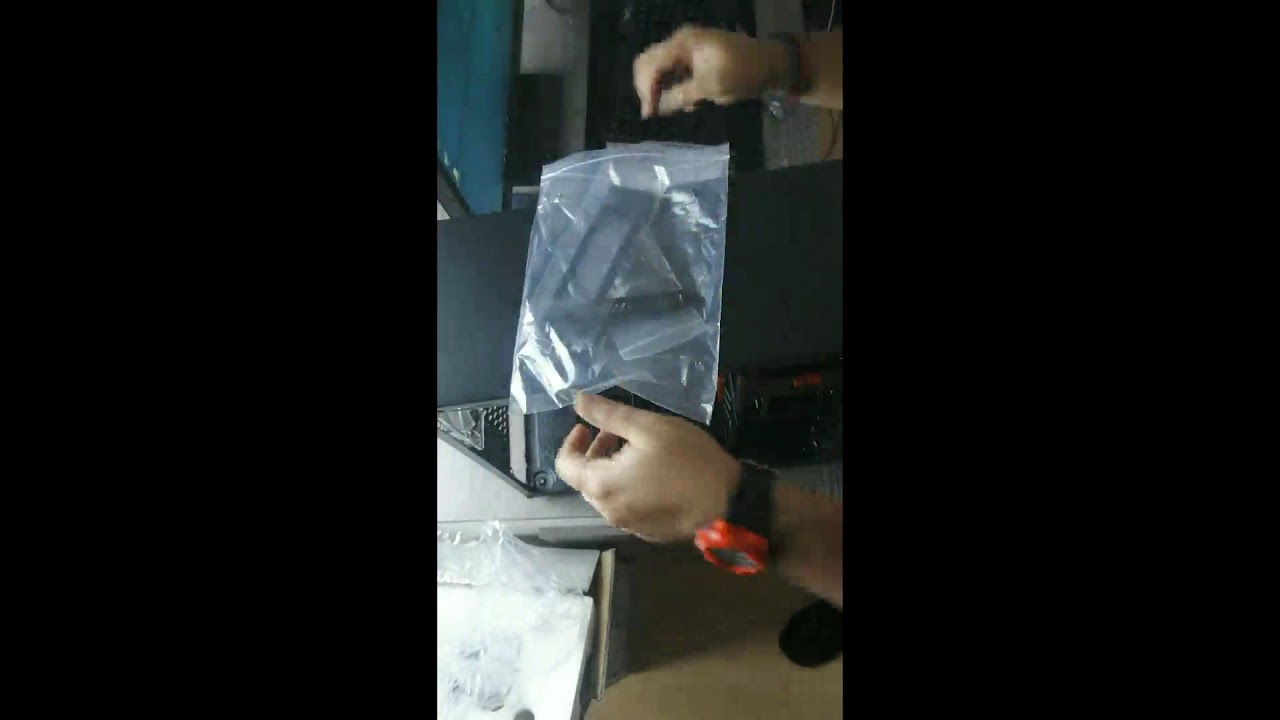 Sharkoon VG5 W PC Geh&auml;use Schnellverschl&uuml;sse, 3X 120 mm LED L&uuml;fter vorinstalliert, USB 3 0 Rot