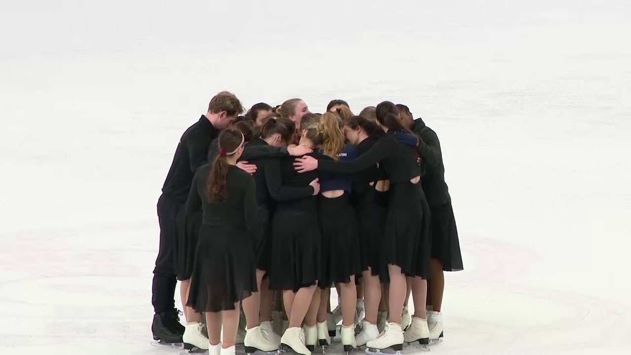Skaters return to ice as group continues to mourn plane crash victims
