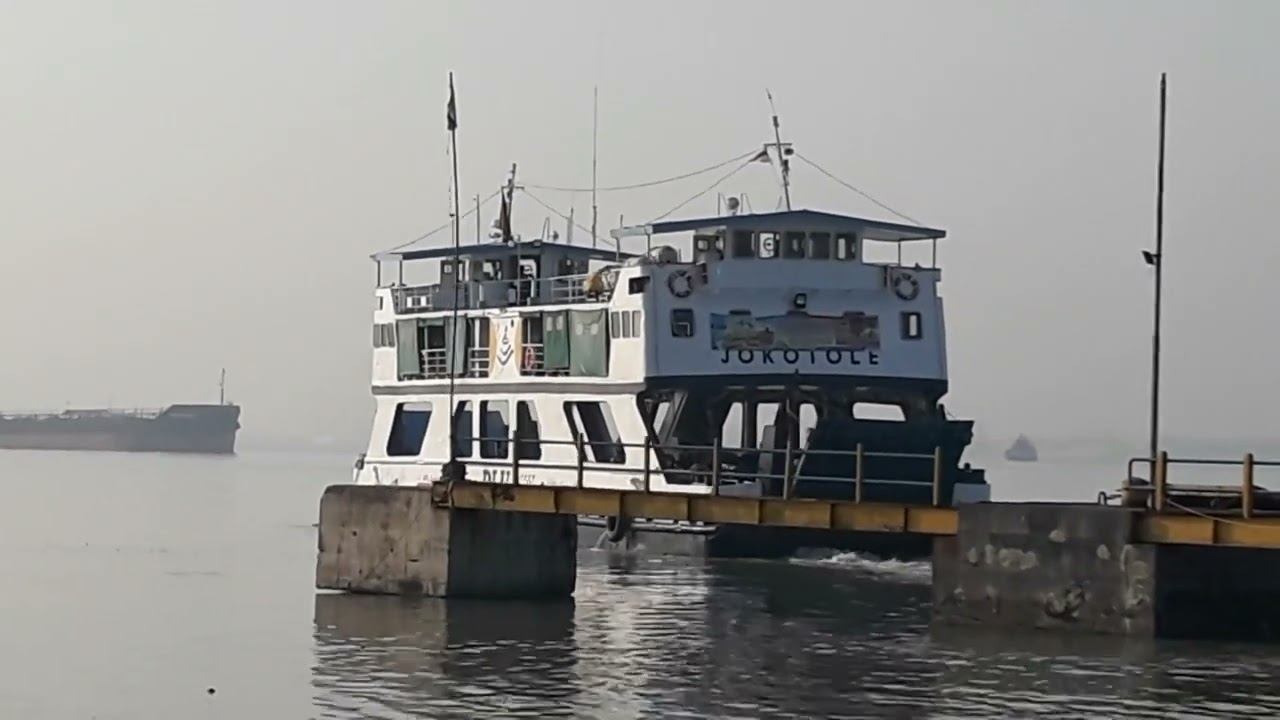 Jejak rindu kejayaan penyebrangan Ujung-Kamal || Bangkalan-Madura