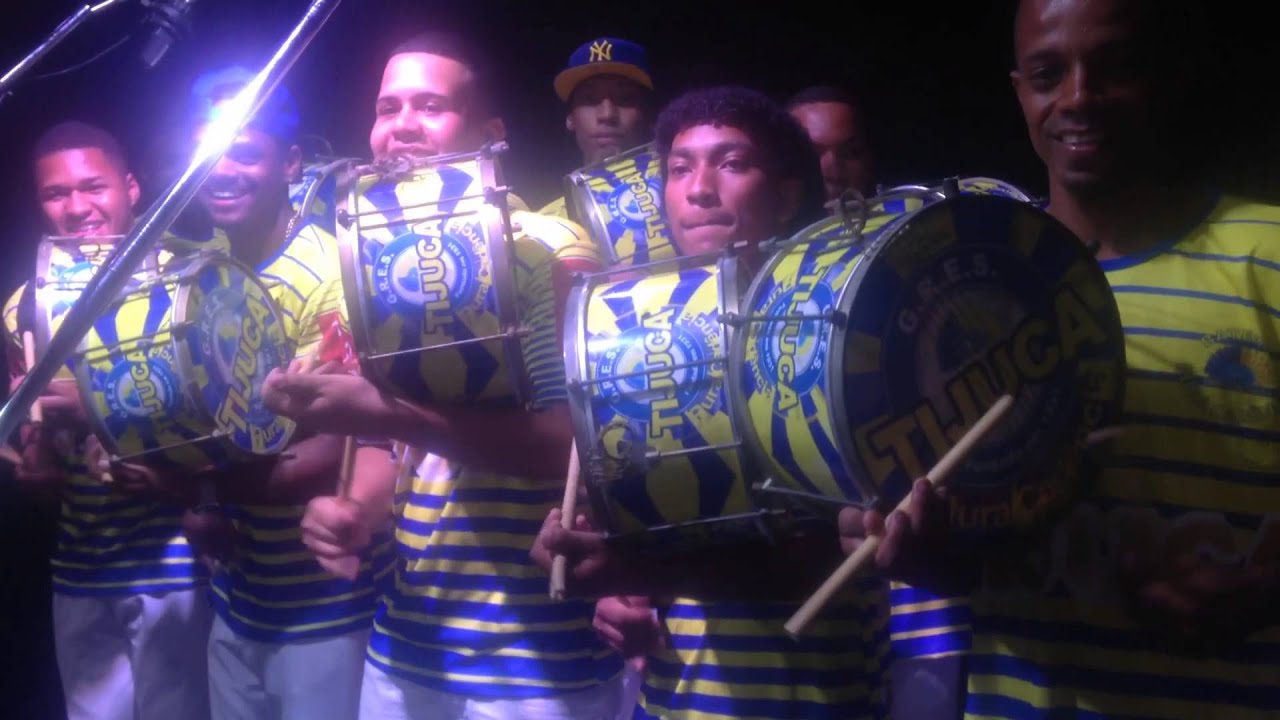 Mestre Casagrande apresenta bateria da Unidos da Tijuca