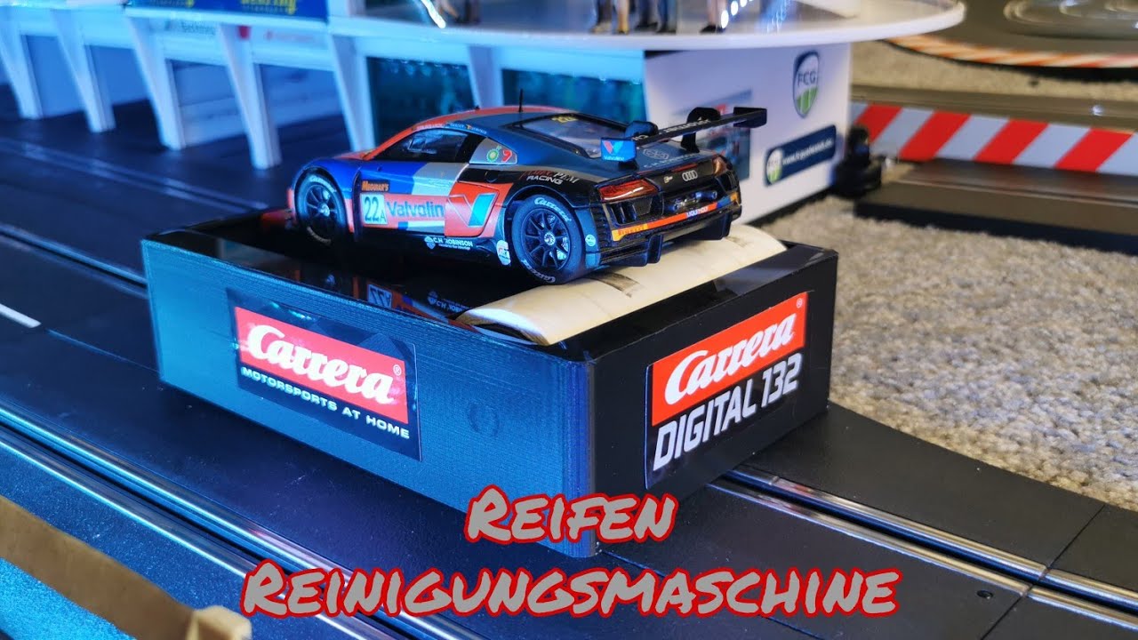 Carrera Digital 132 Reifen reinigen mit der Reifenreinigungsmaschine