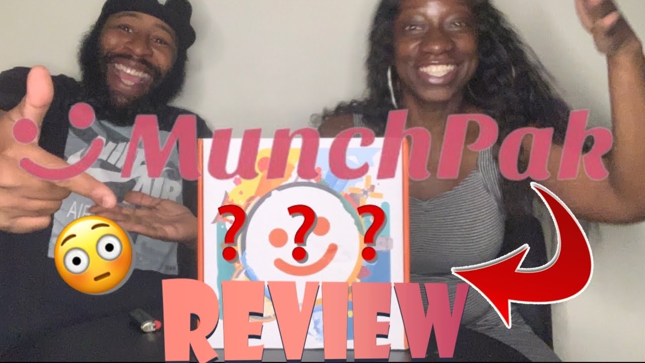 MUNCHPAK REVIEW AND UNBOXING ( FUNNY) 😳🤢🤢