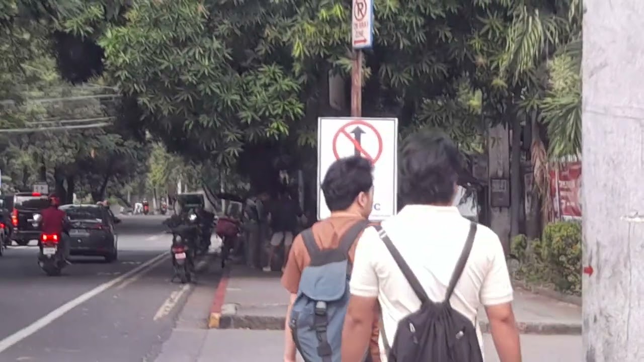 No thru traffic sign sa Julia vargas pasig..anung purpose #pasigtraffic tomorrow #travelvlog