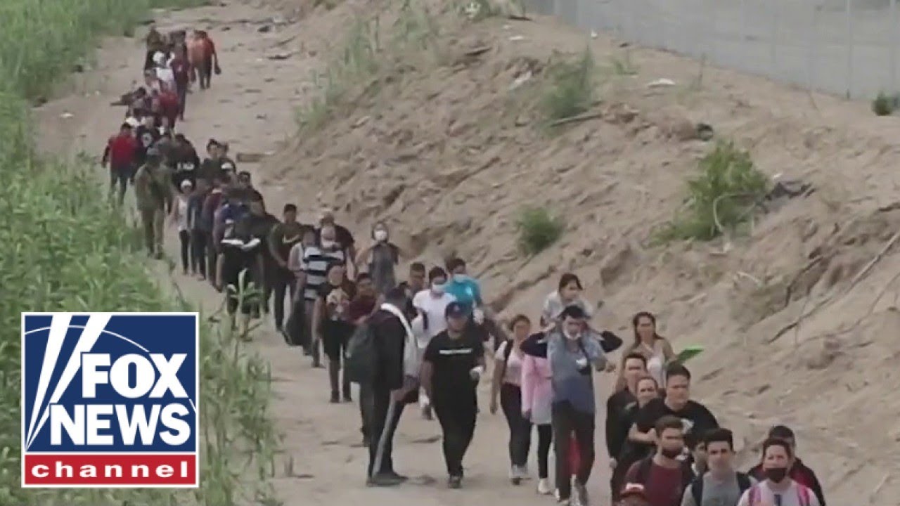 Illegal border crossings are nonstop with Title 42 still in place: Reporter