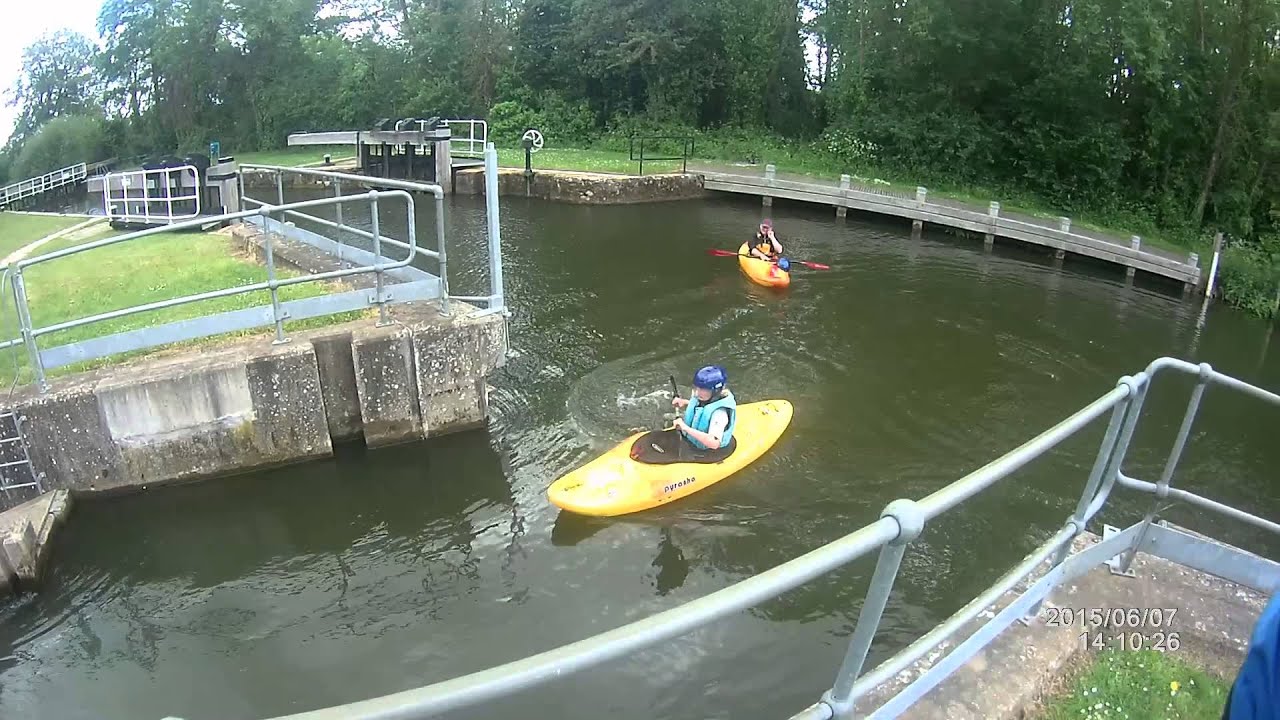 Canoe chutes on the river Medway