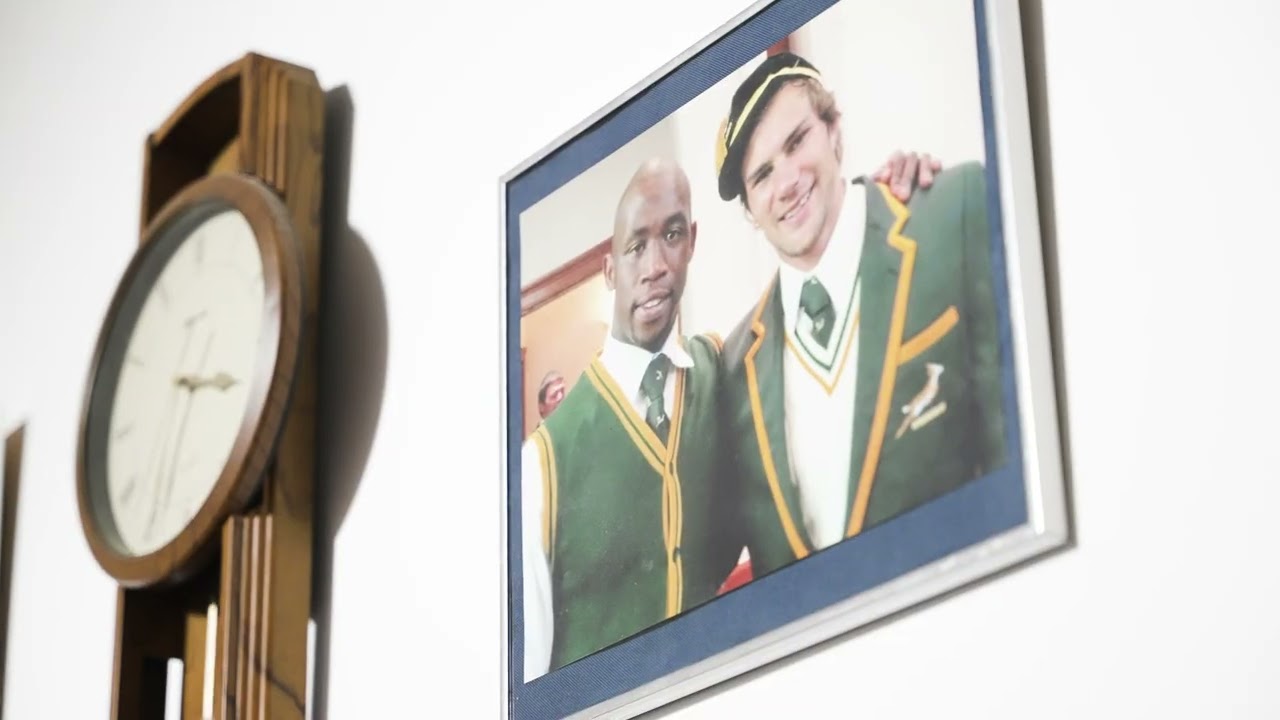 A message to Siya Kolisi from the boys of Grey's boarding house Meriway