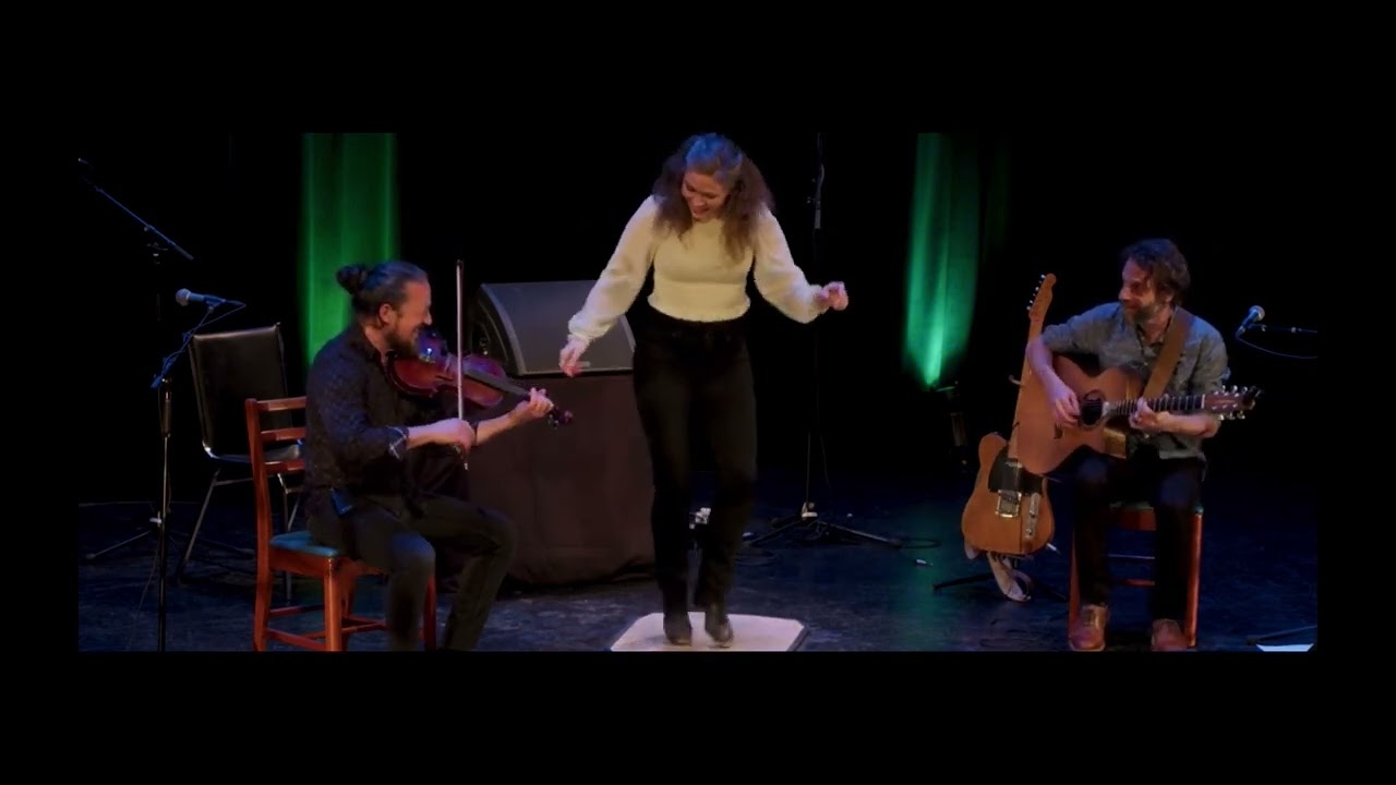 Pierre Schryer, Adam Dobres, and Danielle Enblom Irish Hornpipe and Ontario Reel