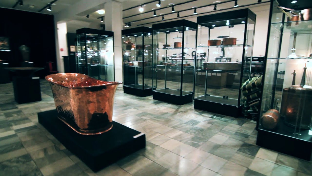 Raising show at the Copper Museum