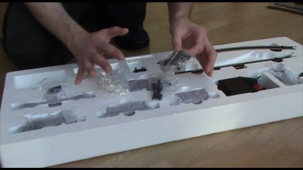 Opening 'The Midland Flyer' train set from Hornby