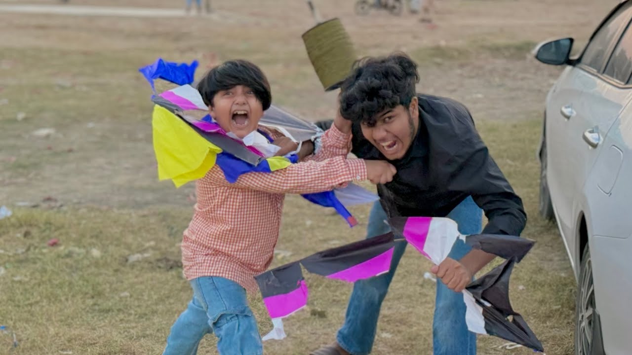 Ali ny sari new kites 🪁 phar di 😳 || Ali or Abdullah ki larai ho gai 🥺 ||