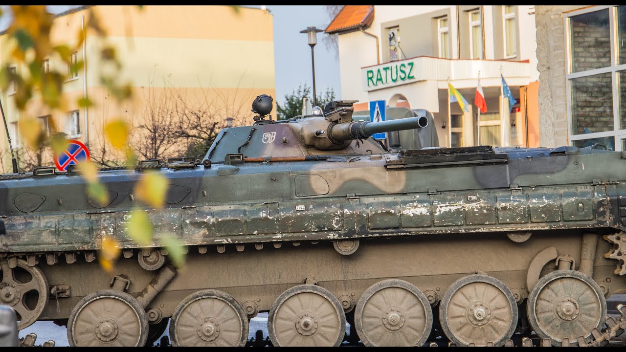 Terroryści w Orzyszu! Burmistrz negocjuje, Wojsko odbija zakładnik&oacute;w.