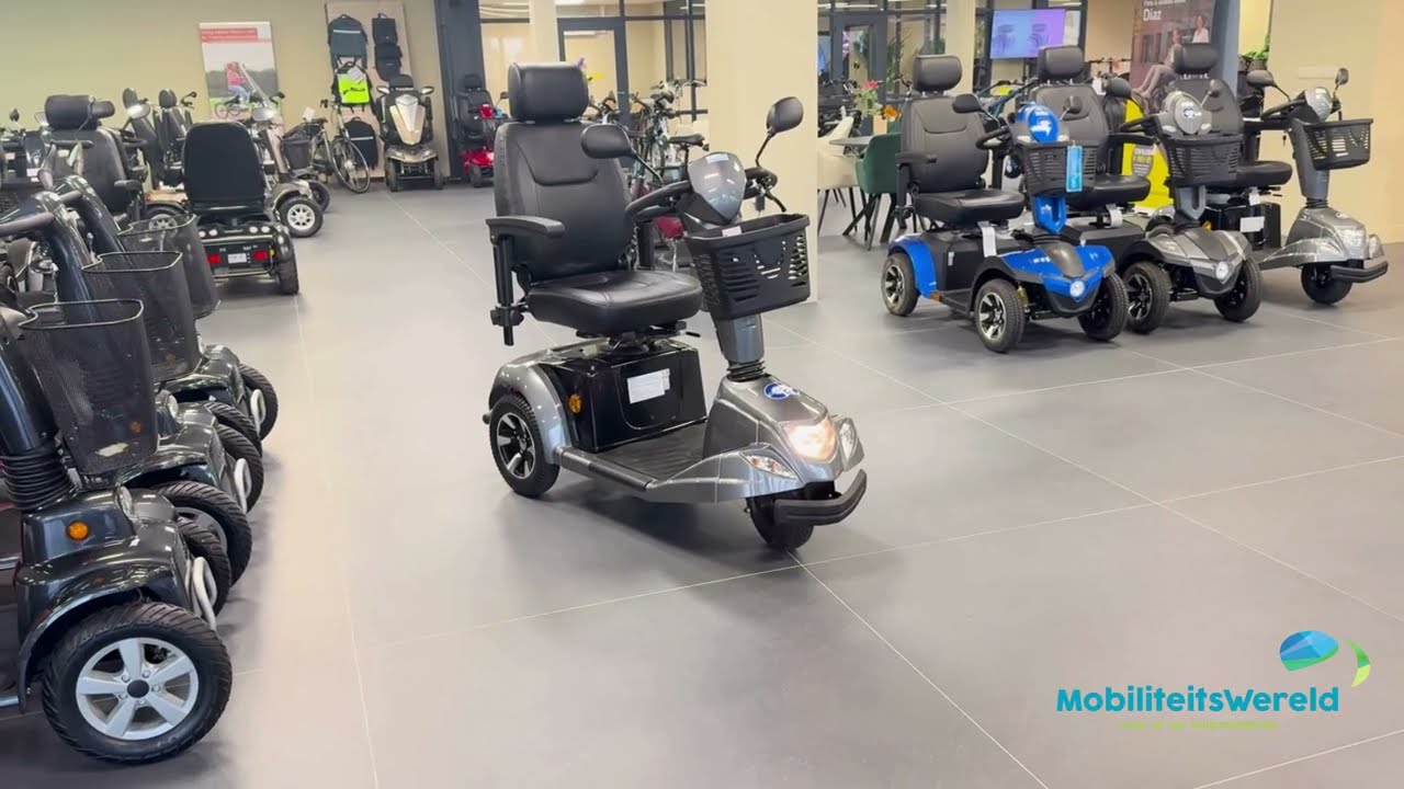 2de hand Vermeiren Carpo 3 scootmobiel in de kleur antraciet grijs van 2022